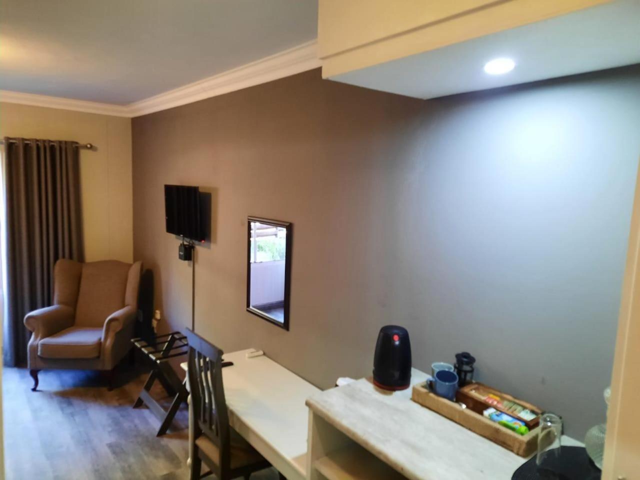 Hotel Vista Ort Kempton Park Habitación foto